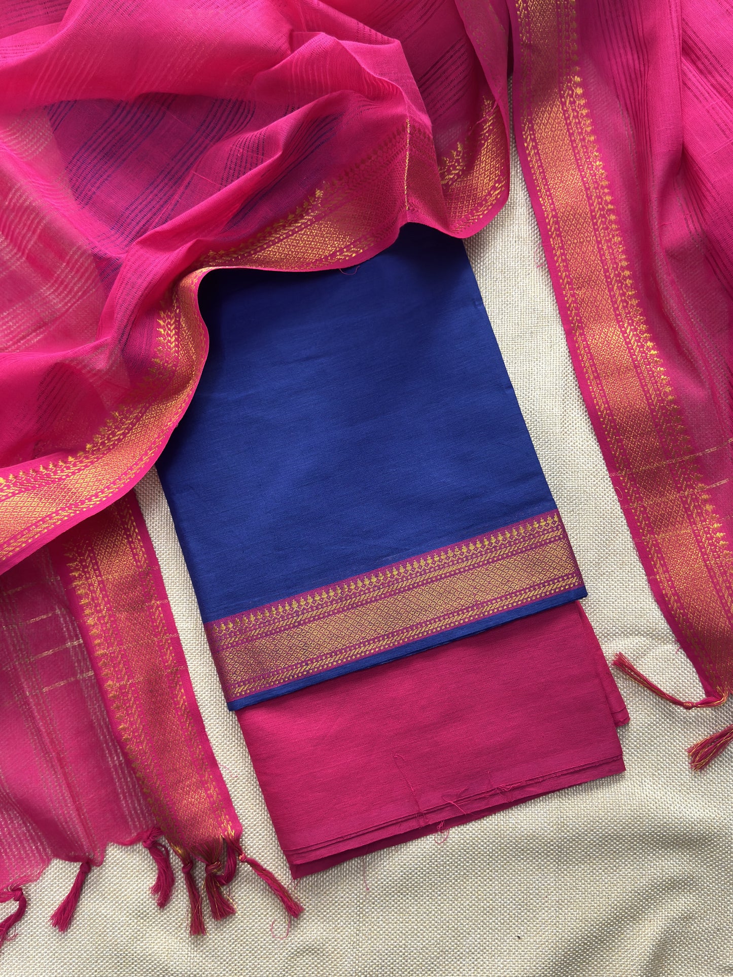 Mangalgiri Cotton Unstitched Salwar Suit