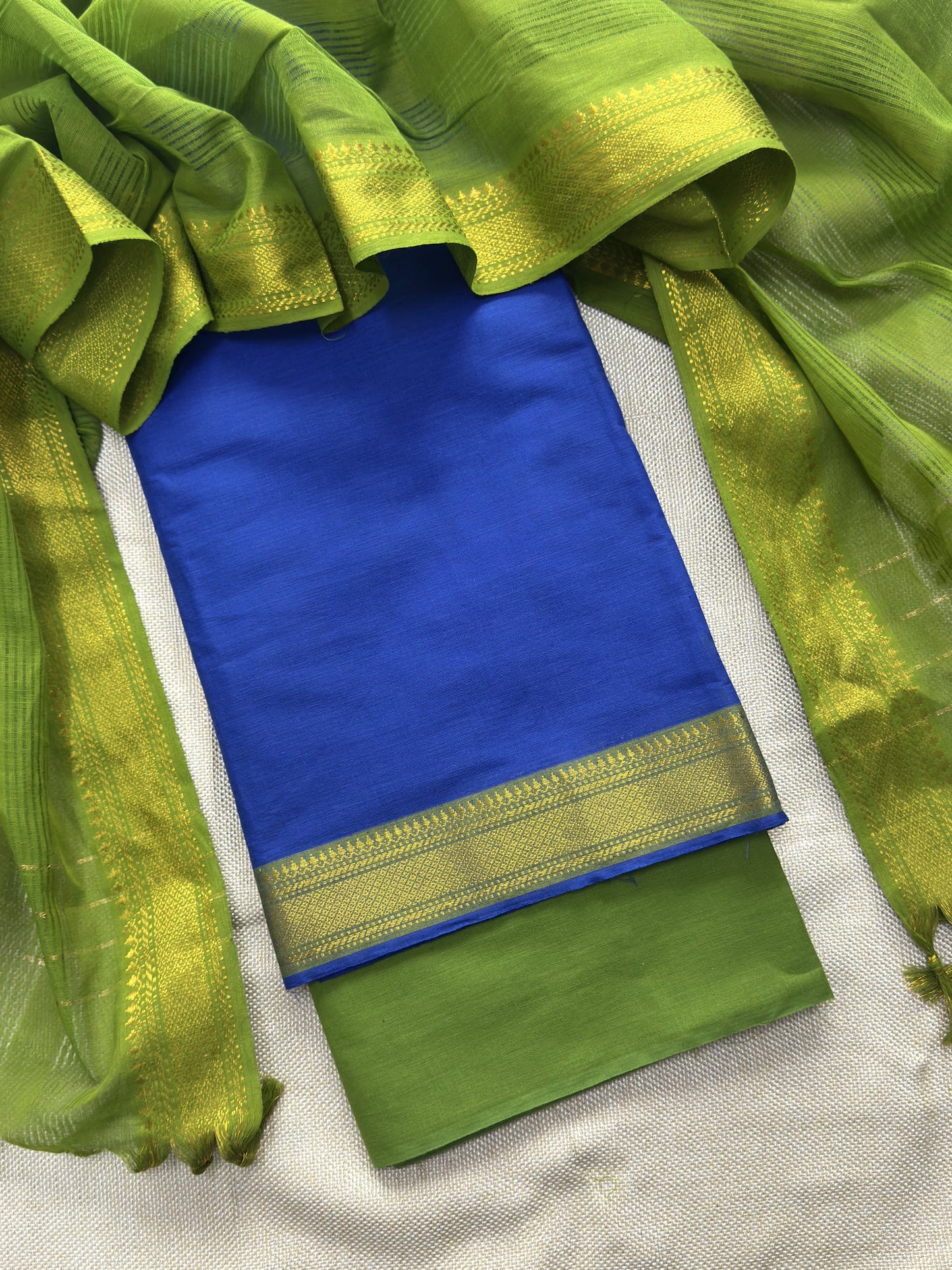 Mangalgiri Cotton Unstitched Salwar Suit