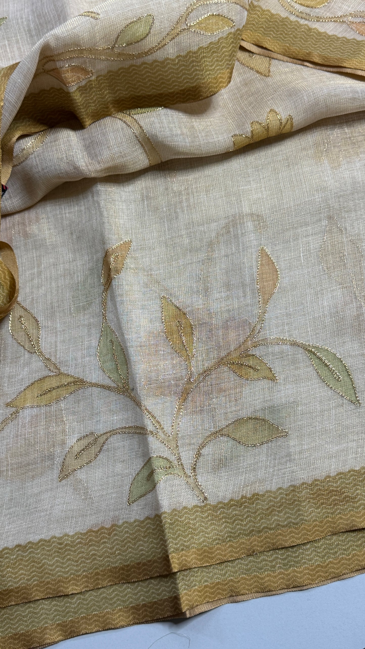Tissue linen Saree with Pitta Work Embroidery Saree