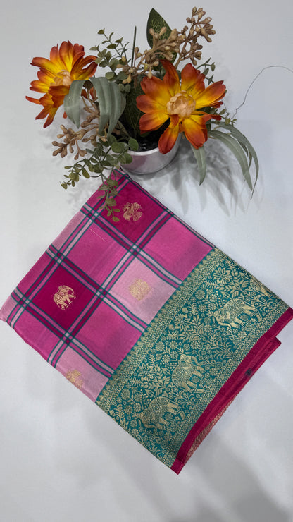 Checks Viscose Crepe Saree