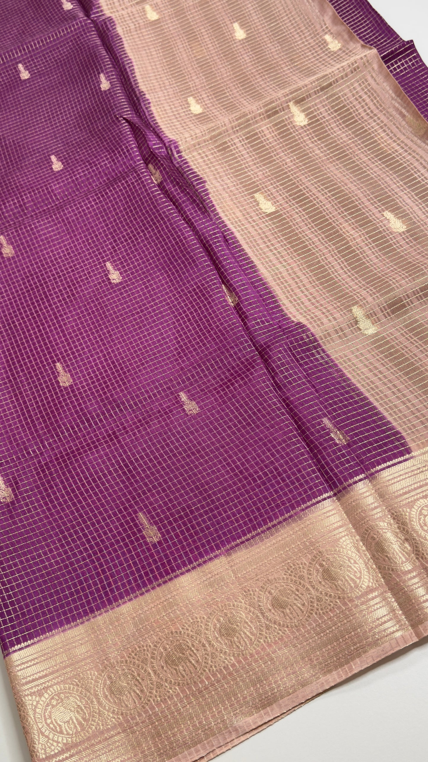 Vintage Style Semi Munga Crepe Saree