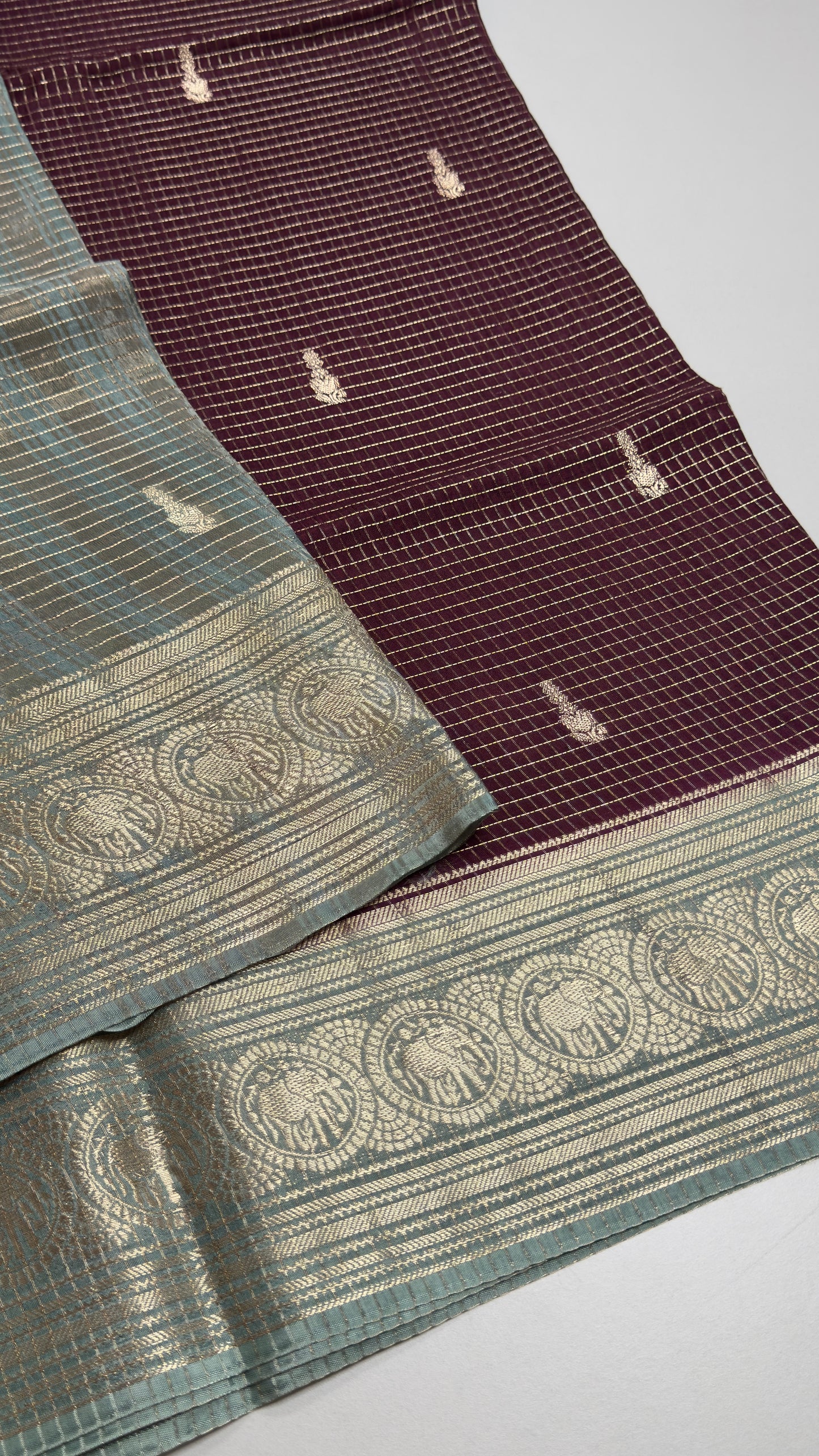 Vintage Style Semi Munga Crepe Saree