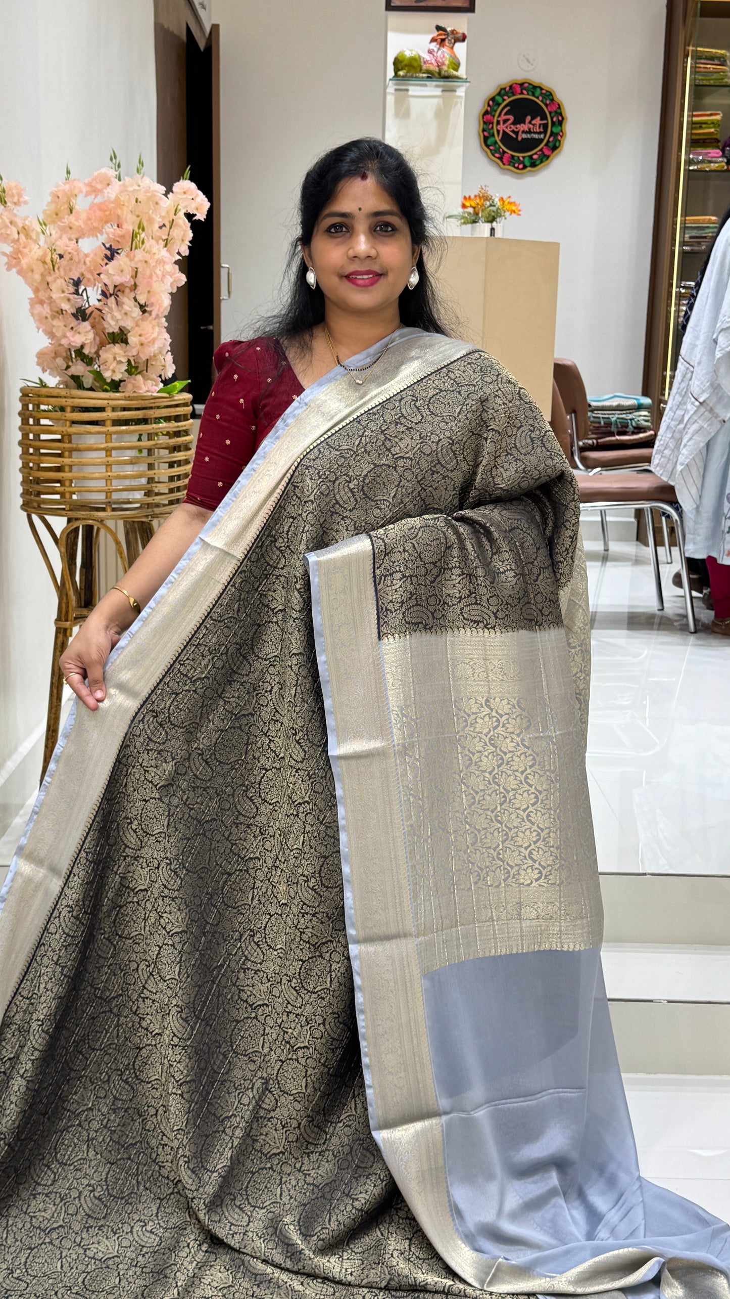 Banaras Wrinkle Geogrette Saree