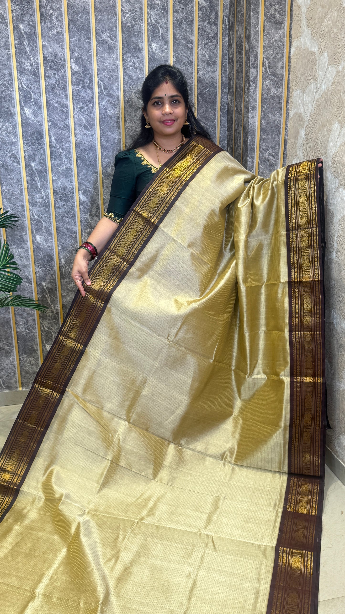 Vairoosi Pure Silk Cotton Saree with Korvai Border