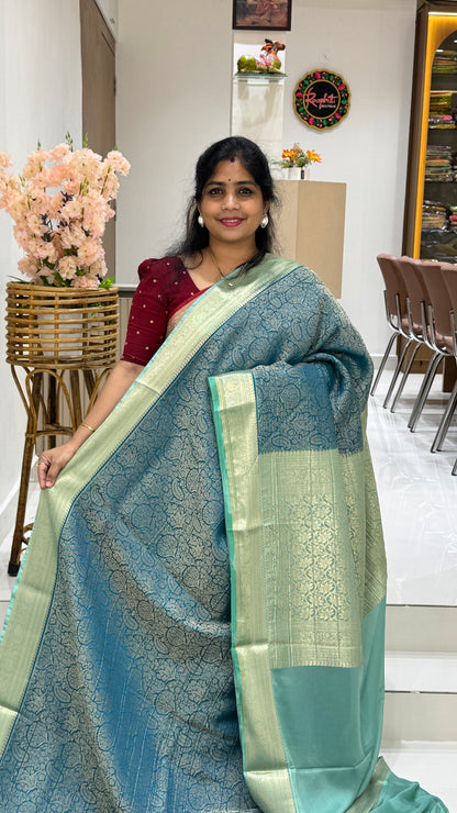 Banaras Wrinkle Geogrette Saree