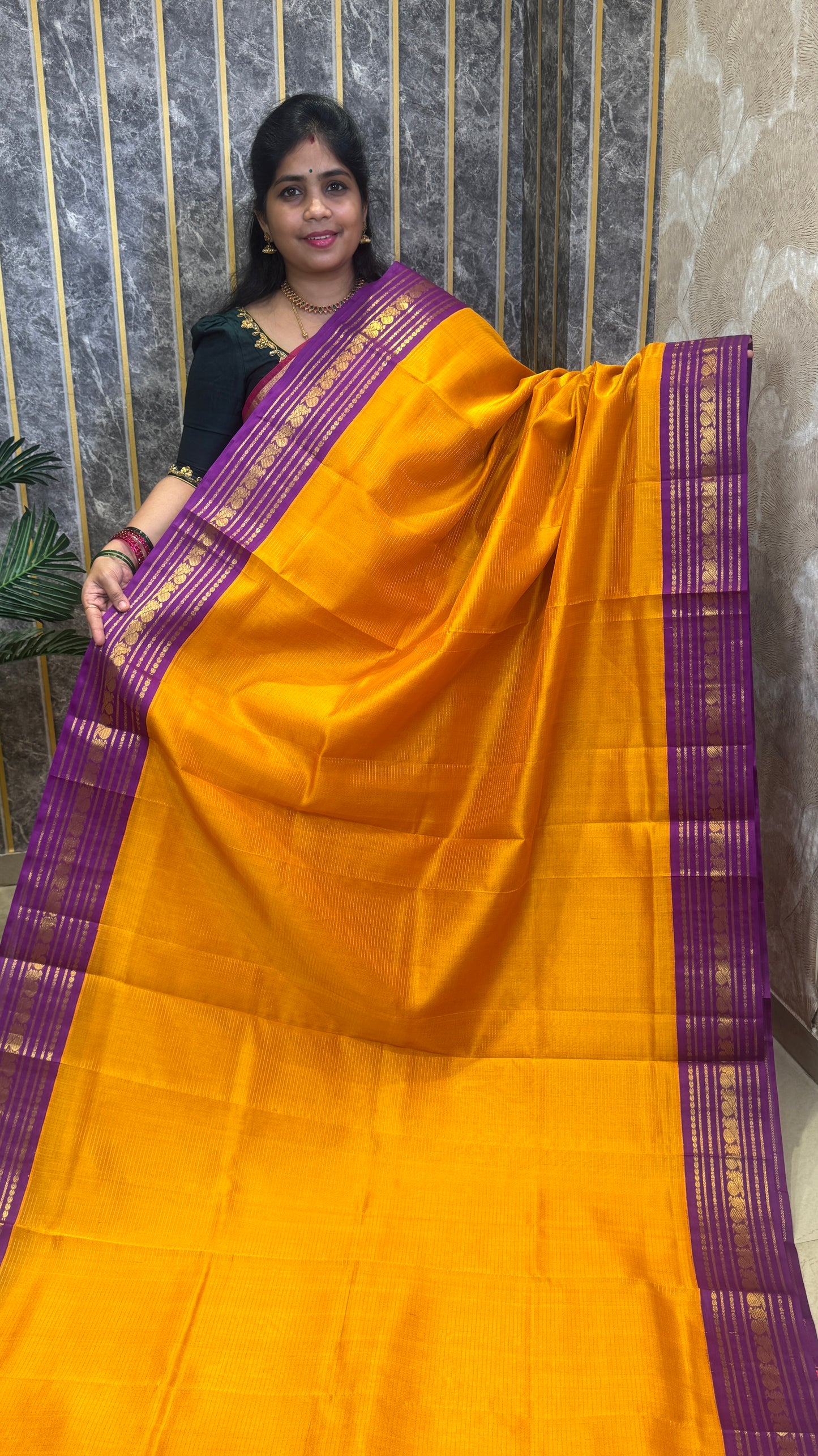 Vairoosi Pure Silk Cotton Saree with Korvai Border