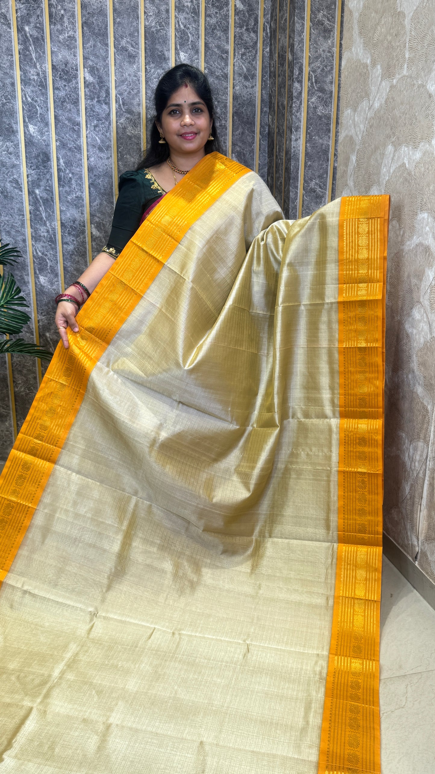 Vairoosi Pure Silk Cotton Saree with Korvai Border
