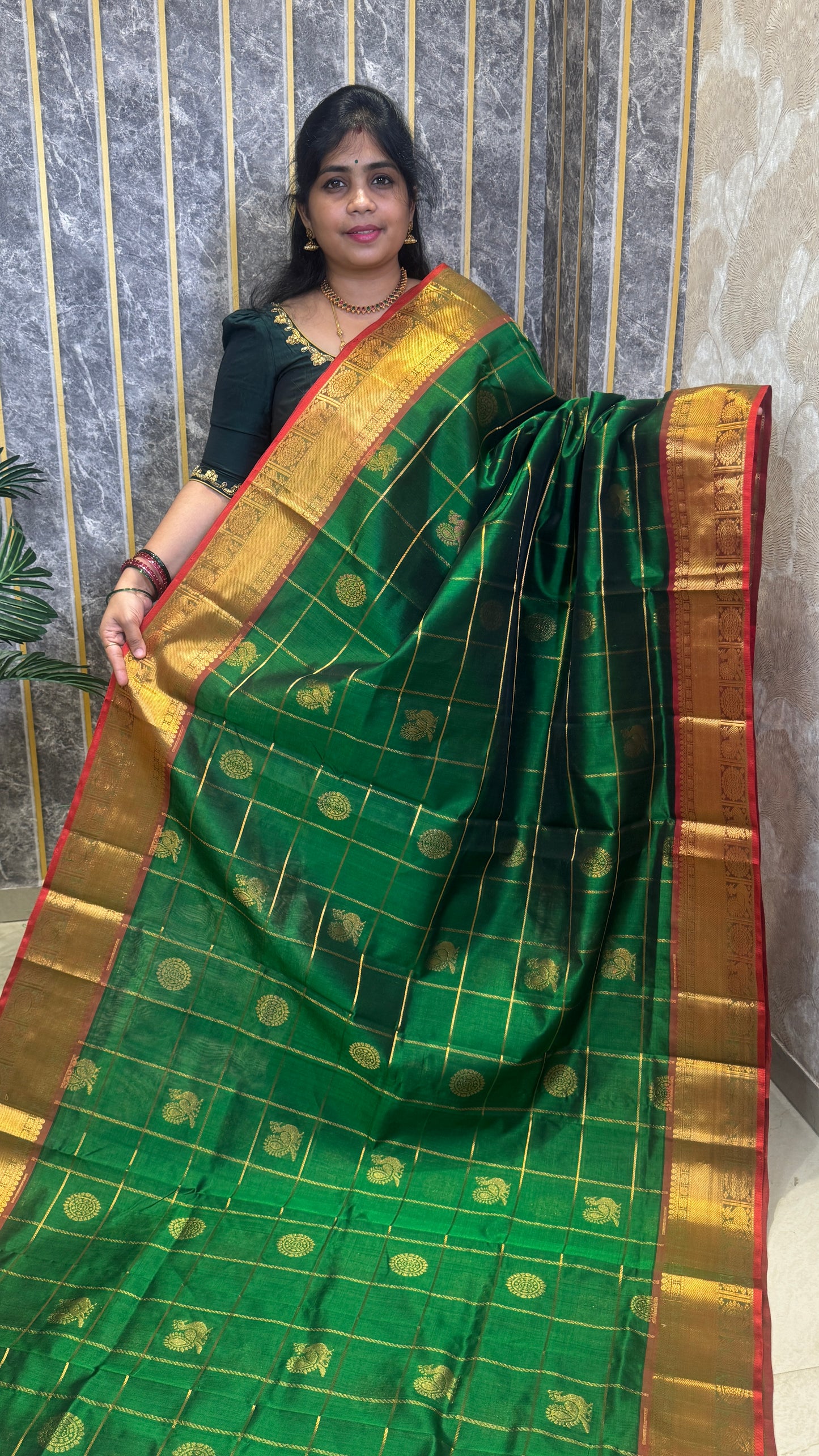 Mayil & Chakram Butta Pure Silk Cotton Saree