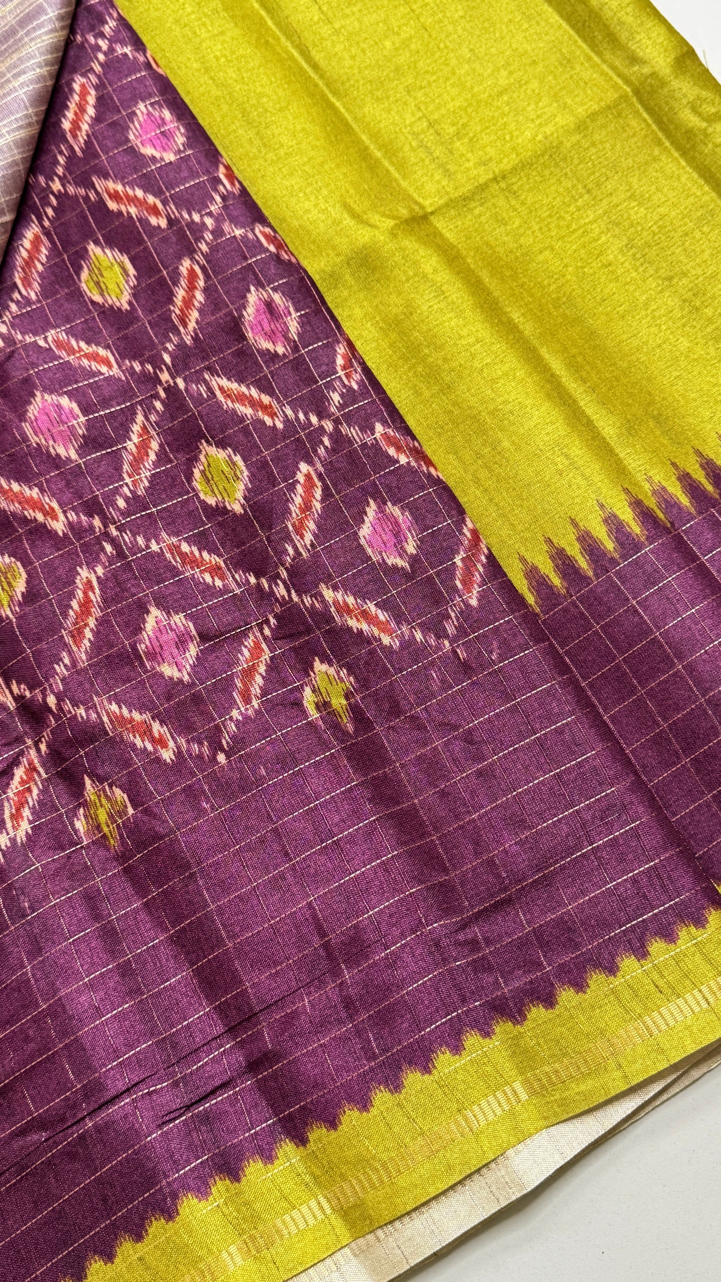 Semi Raw Silk Saree with Contrast Checks Border