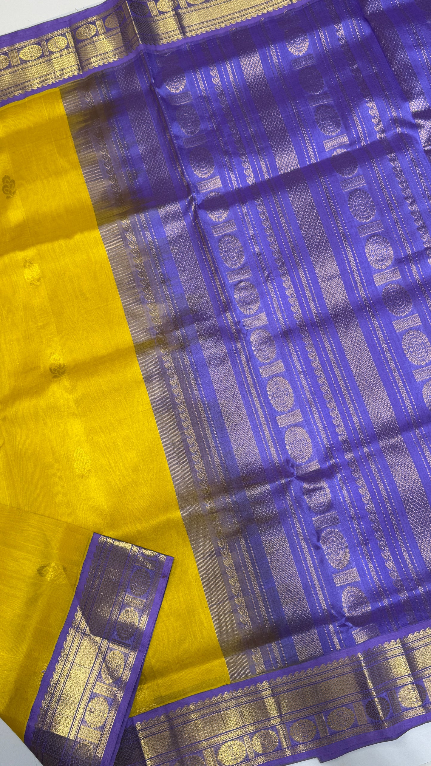 Buttas Pure Silk Cotton Saree
