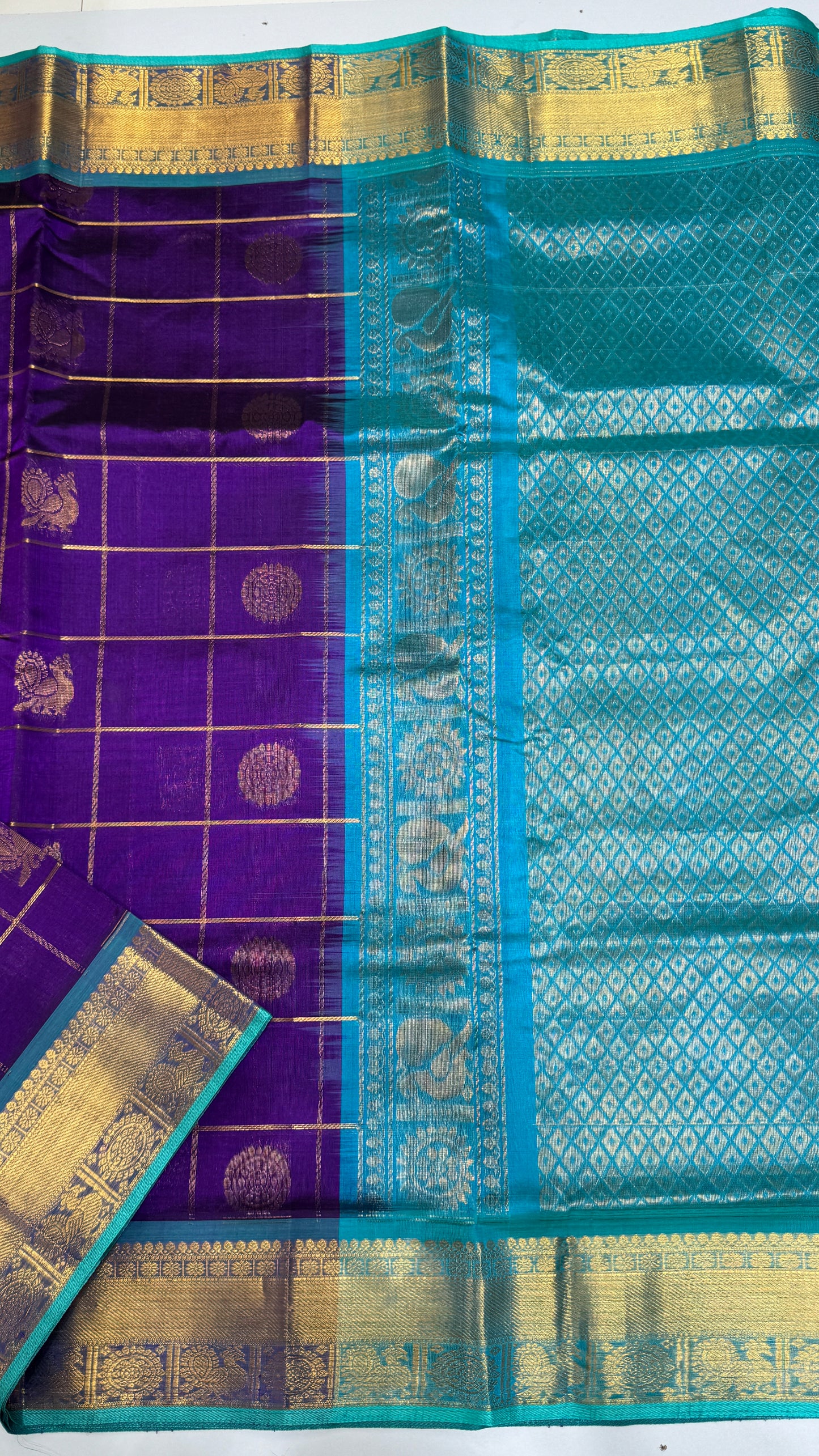 Mayil & Chakram Butta Pure Silk Cotton Saree