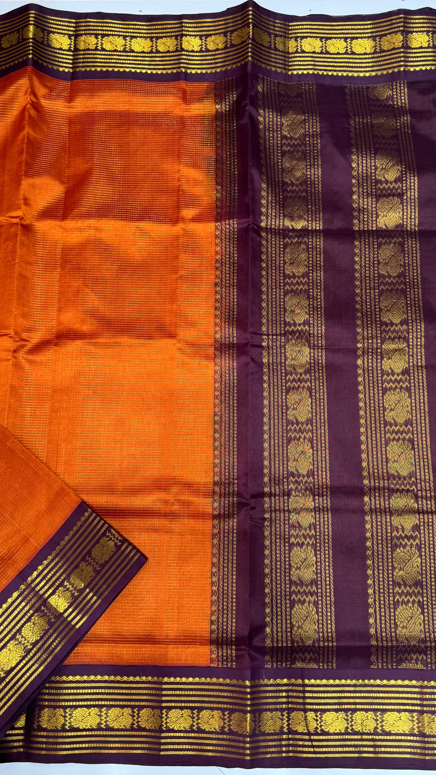Vairoosi Pure Silk Cotton Saree with Korvai Border