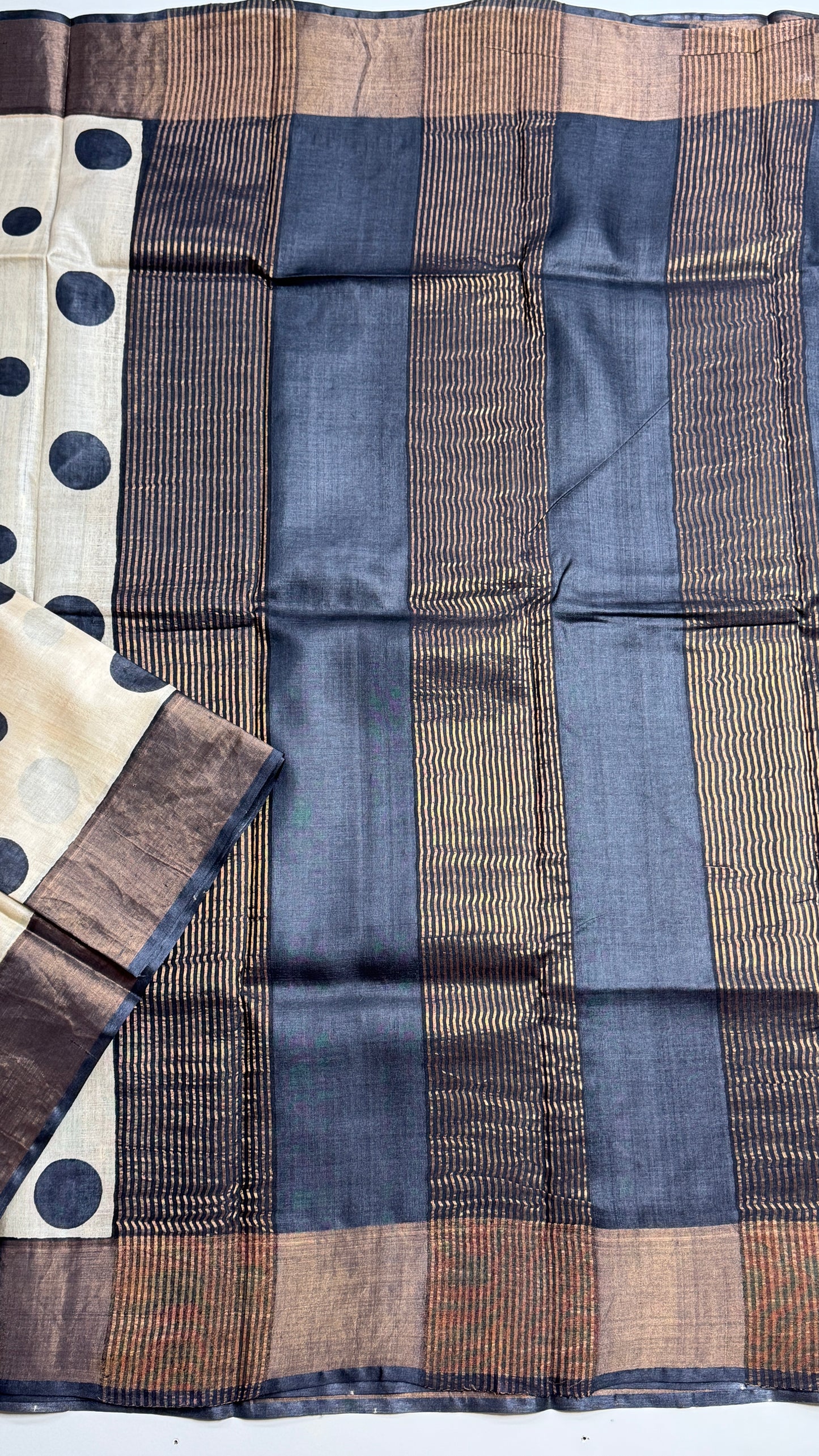 Polka Dots Handloom Pure Tussar Silk Saree