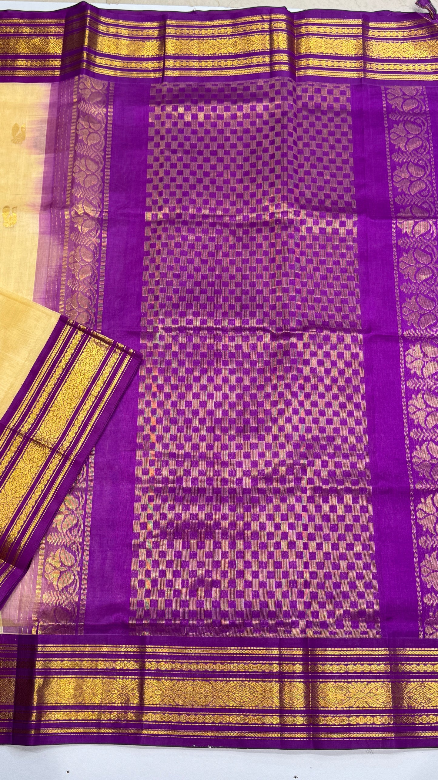Pure Silk Cotton Saree with Korvai Borders