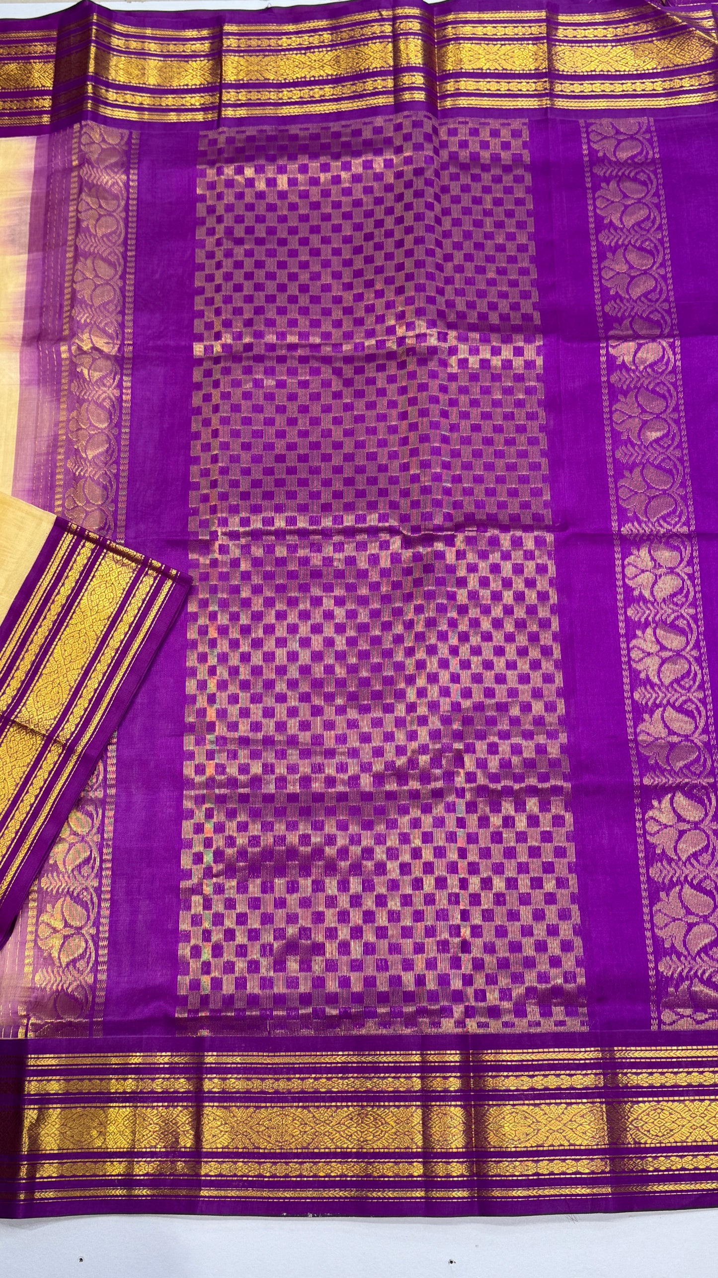 Pure Silk Cotton Saree with Korvai Borders