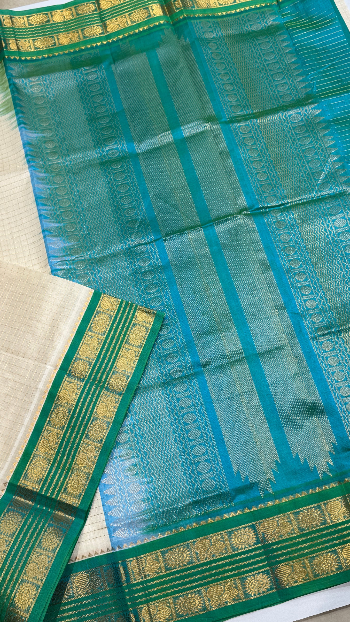 Pure Silk Cotton Saree with Korvai Borders