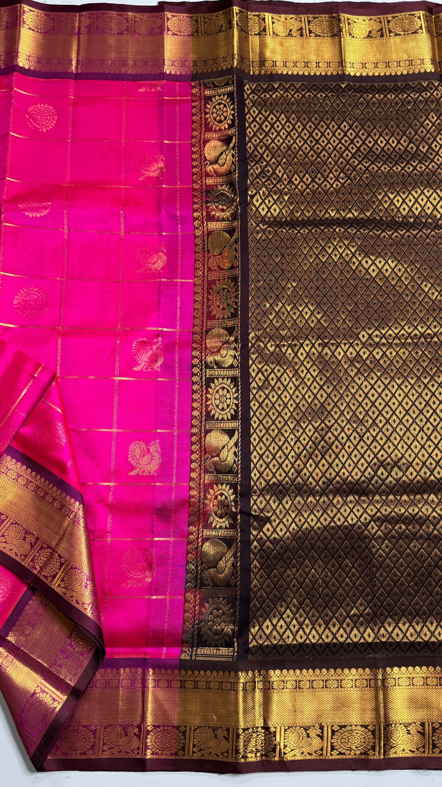 Mayil & Chakram Butta Pure Silk Cotton Saree