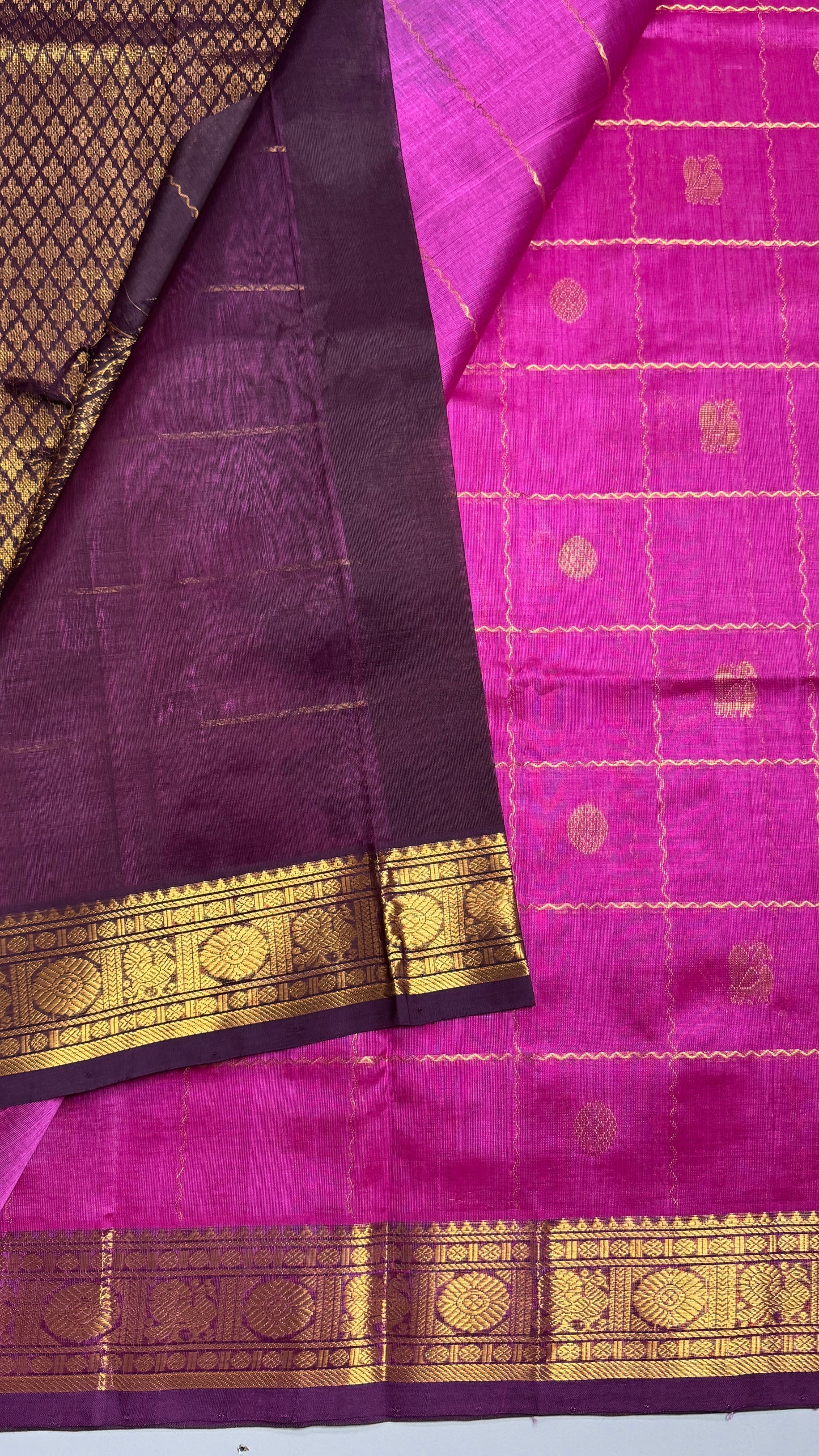 Mayil & Chakram Butta Pure Silk Cotton Saree
