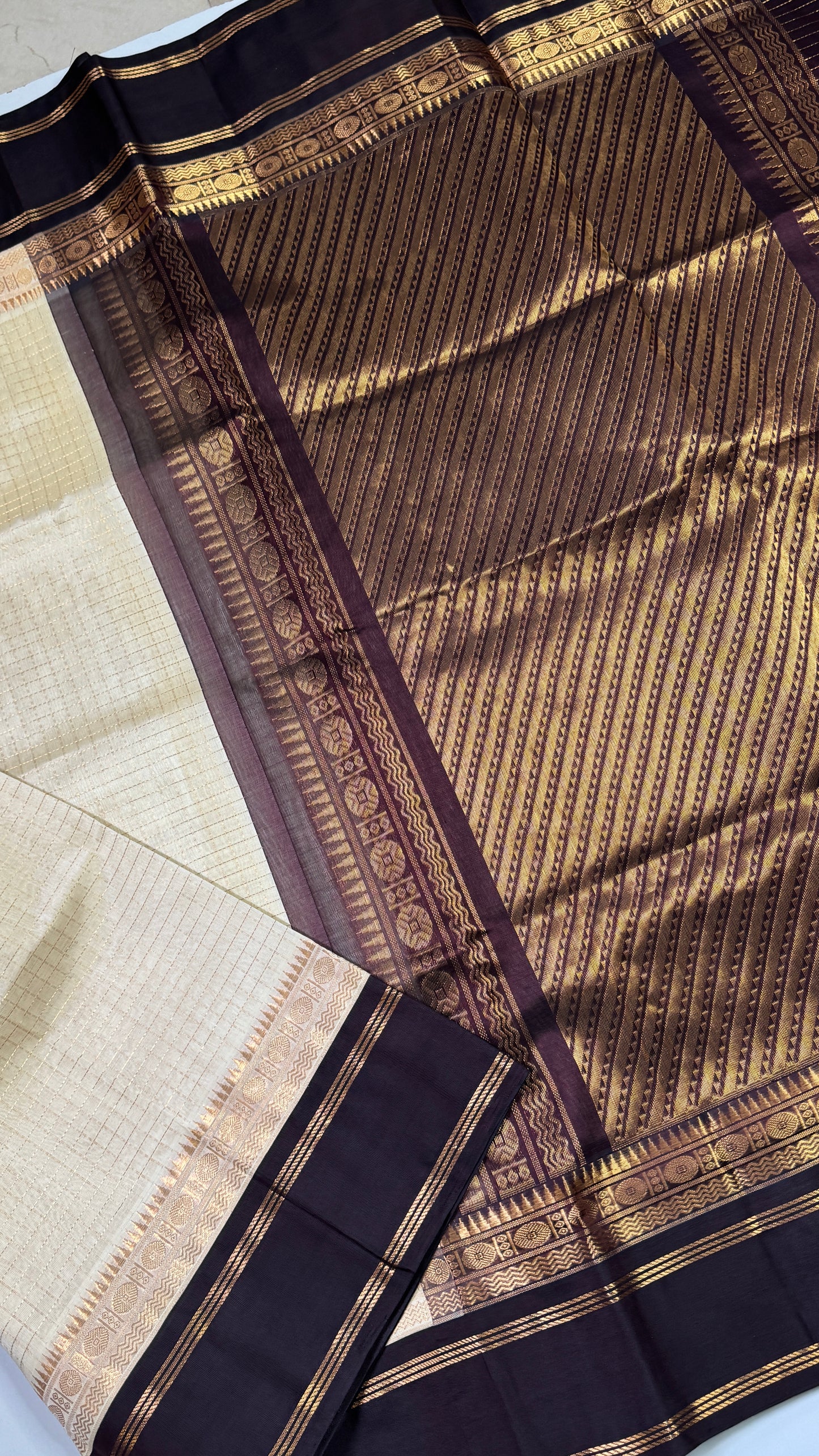 Zari Checks Pure Silk Cotton Saree with Korvai Border