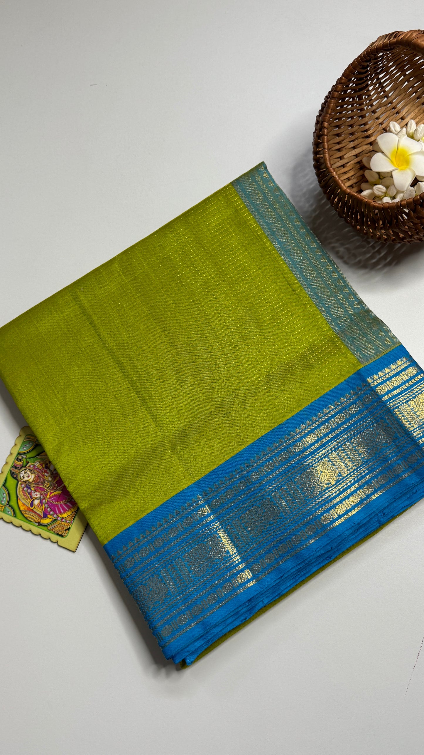 Vairoosi Pure Silk Cotton Saree with Korvai Borders