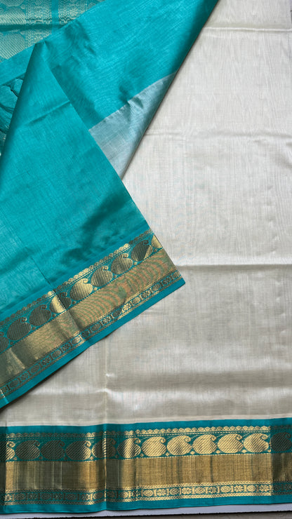 Plain Pure Silk Cotton Saree with Korvai Border