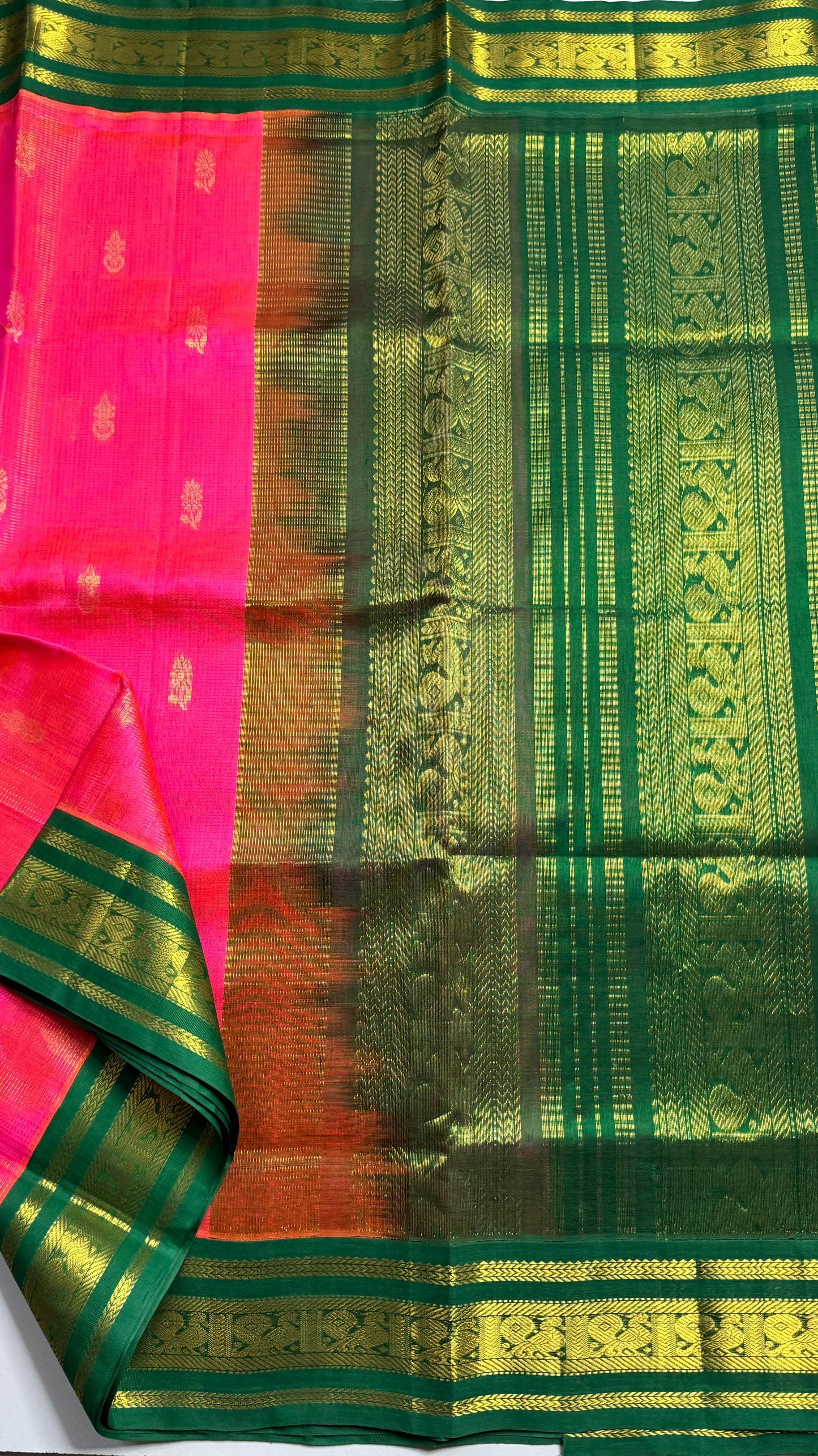 Vairoosi Pure Silk Cotton Saree with Korvai Borders