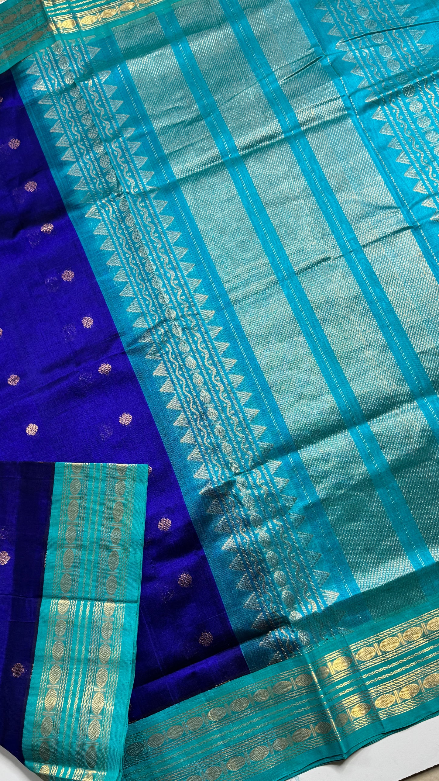 Buttas Pure Silk Cotton Saree