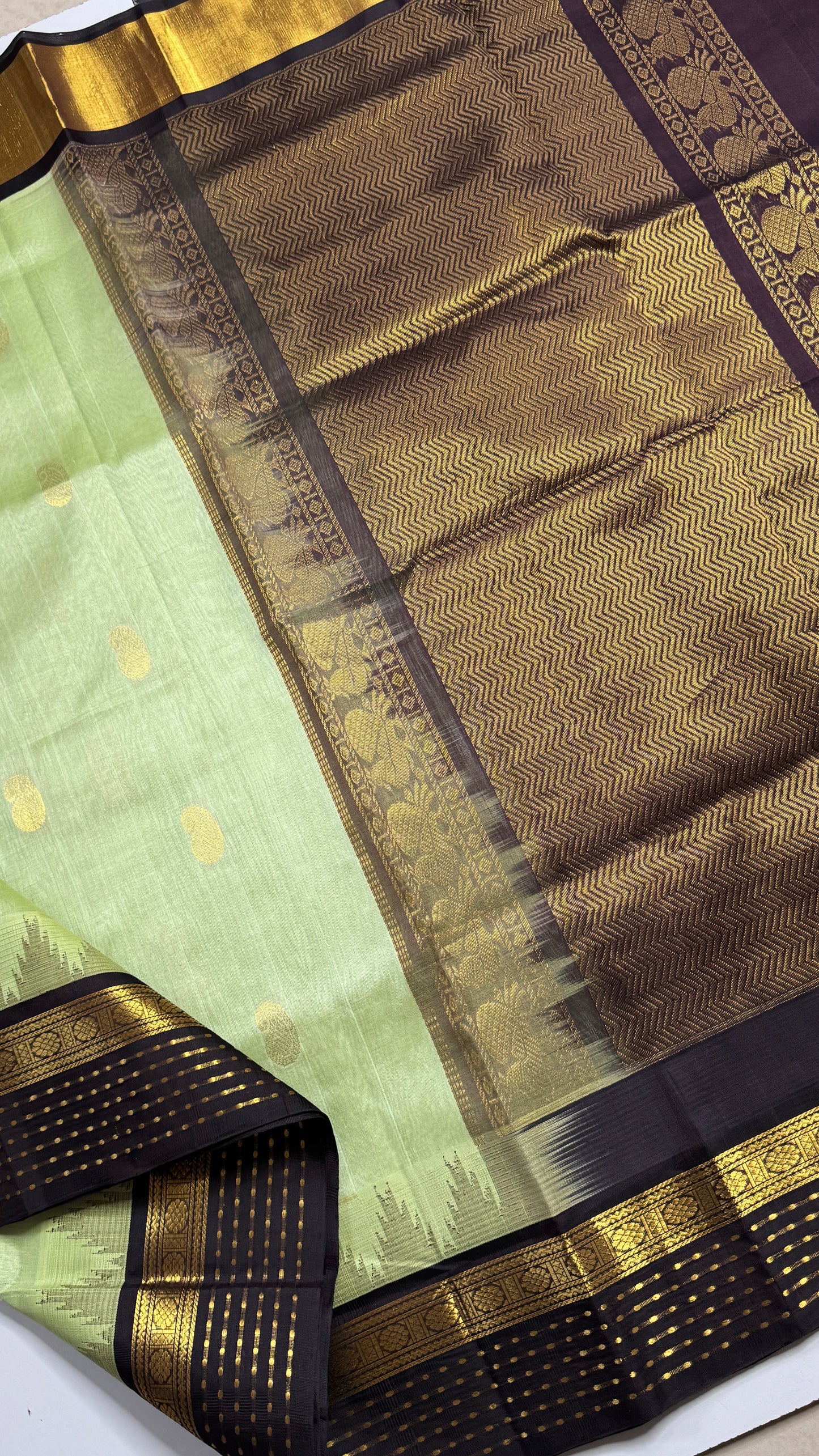 Buttas Pure Silk Cotton Saree