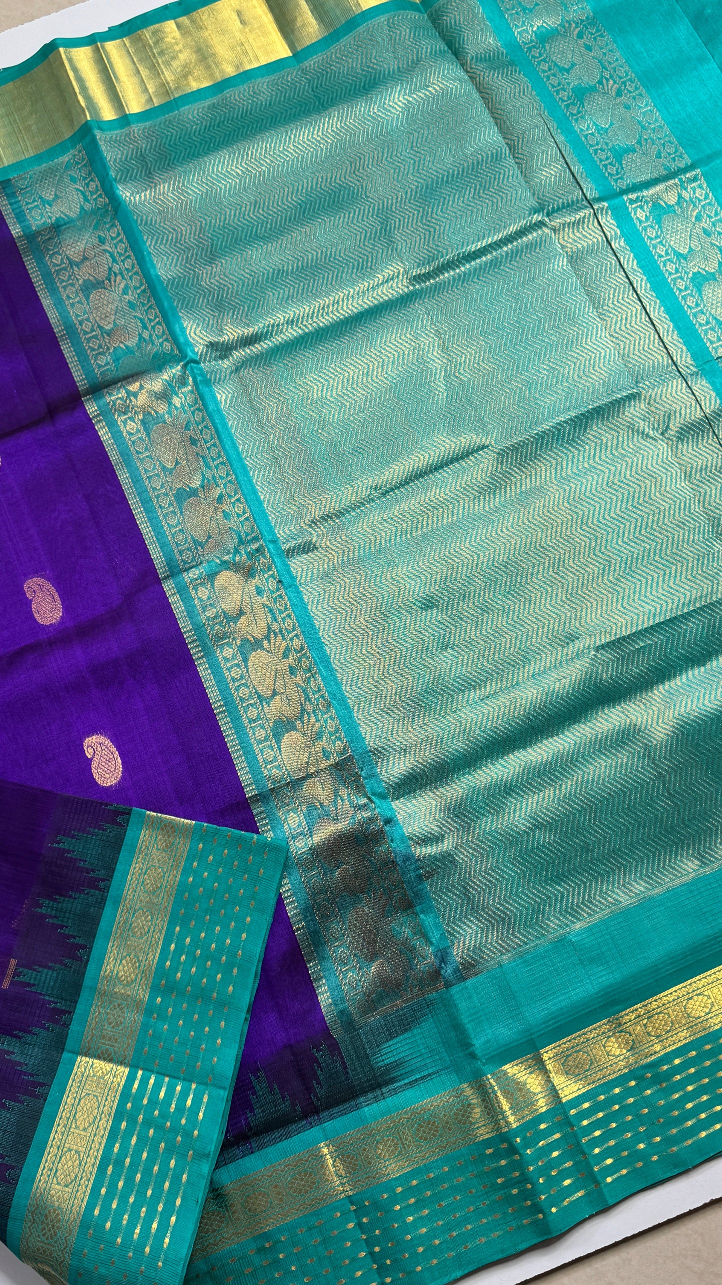 Buttas Pure Silk Cotton Saree
