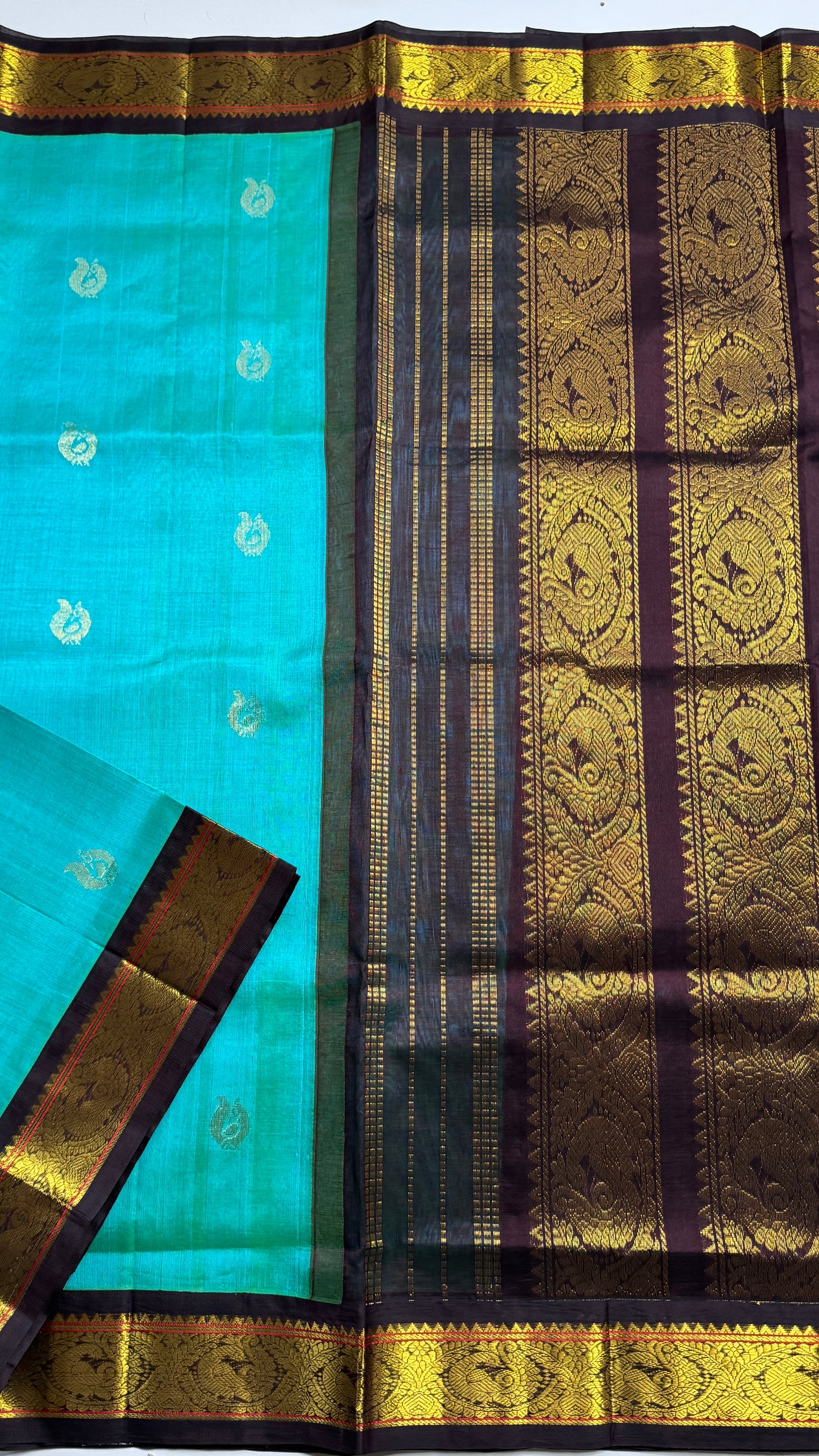 Buttas Pure Silk Cotton Saree