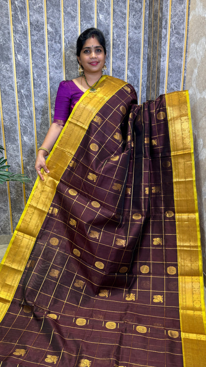 Mayil & Chakram Butta Pure Silk Cotton Saree