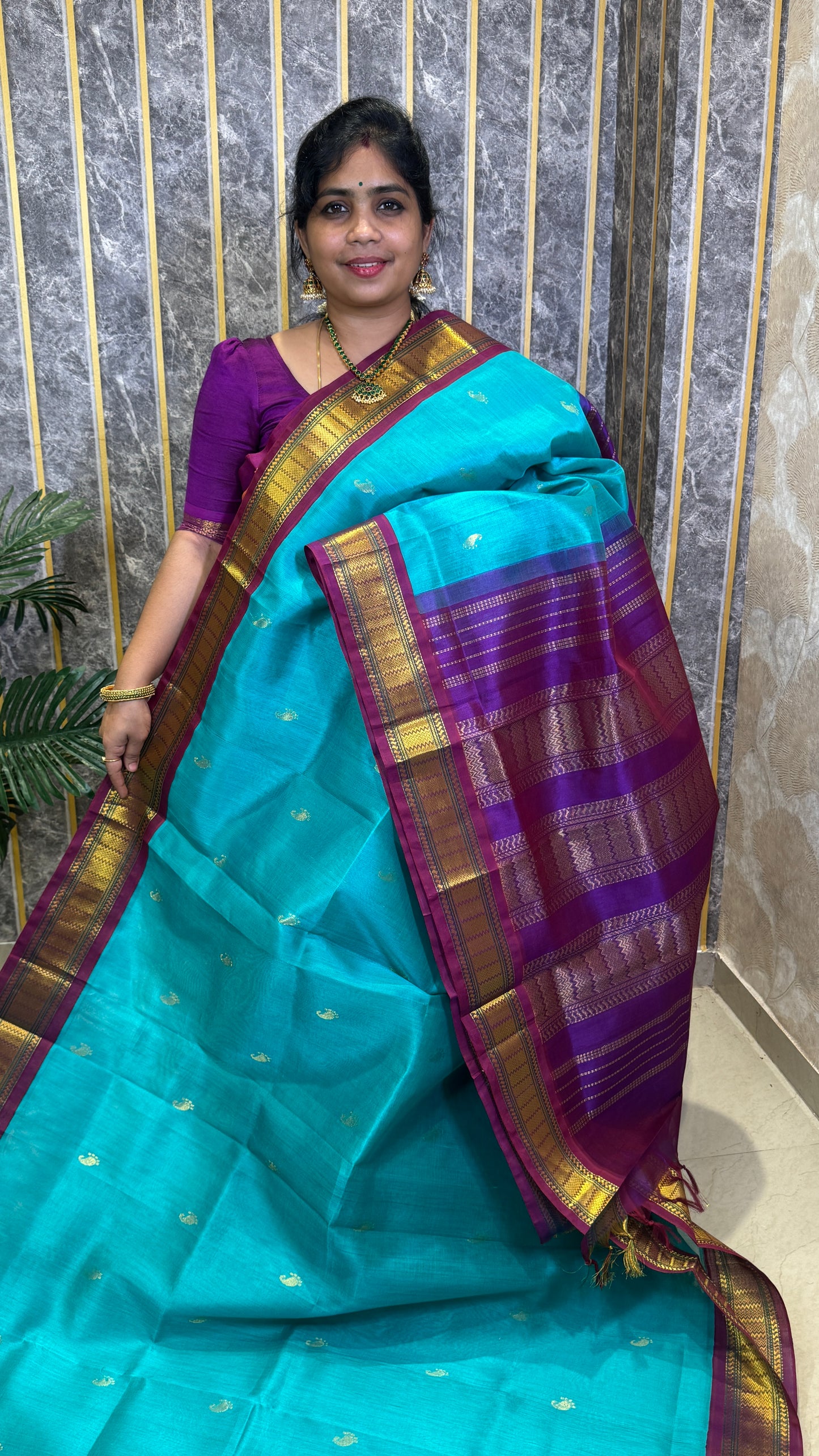 Buttas Pure Silk Cotton Saree