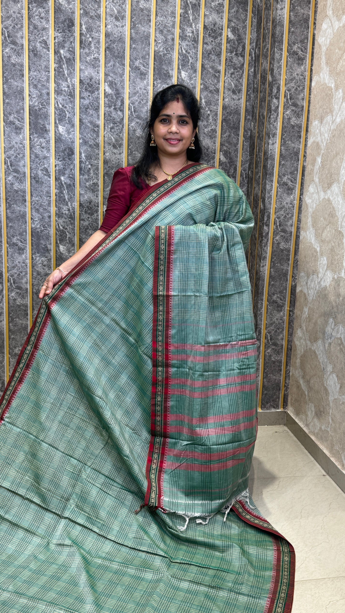 Mercerised Narayanpet Checkered Saree