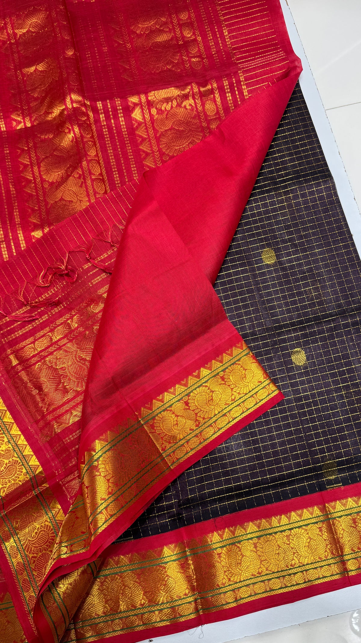 Zari Checks Pure Silk Cotton Saree with Korvai Border