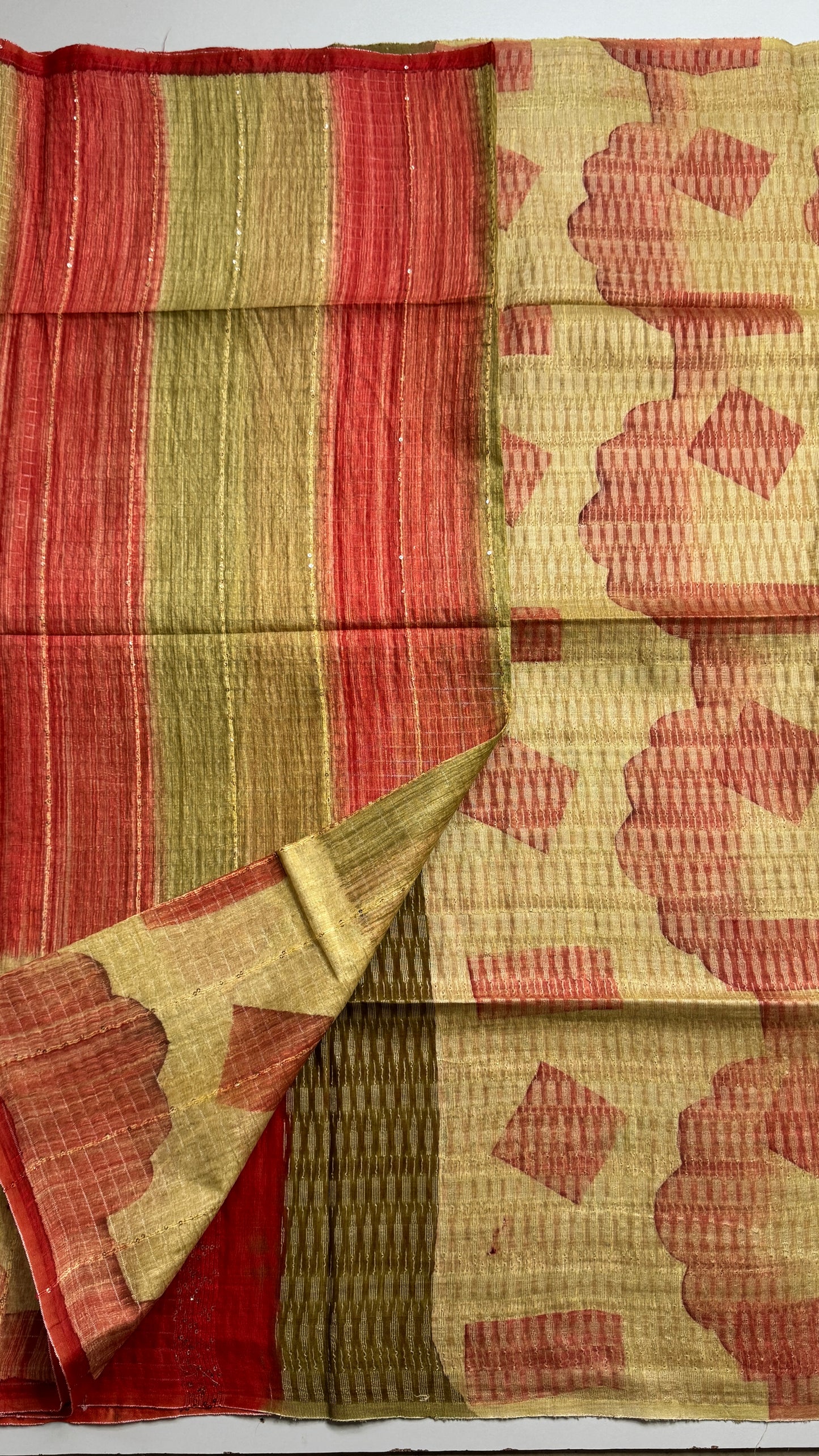Rangkat Pattern Semi Tussar Saree