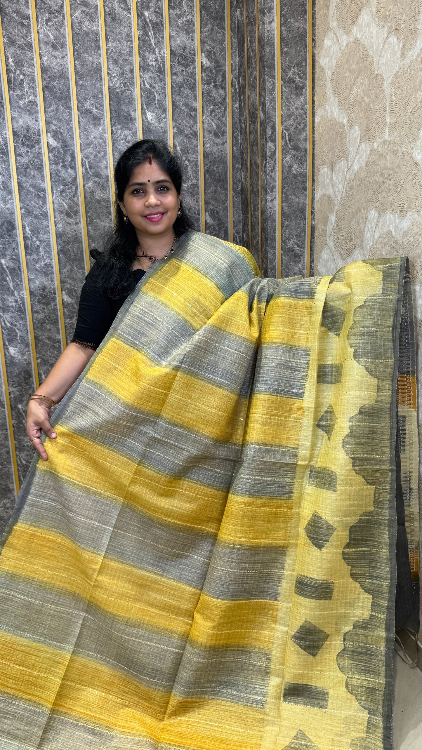 Rangkat Pattern Semi Tussar Saree