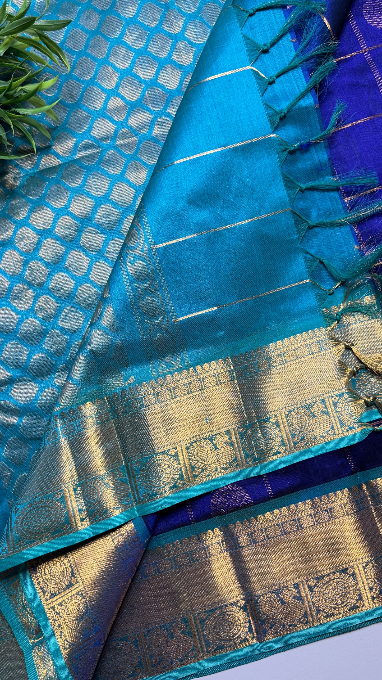 Mayil & Chakram Butta Pure Silk Cotton Saree