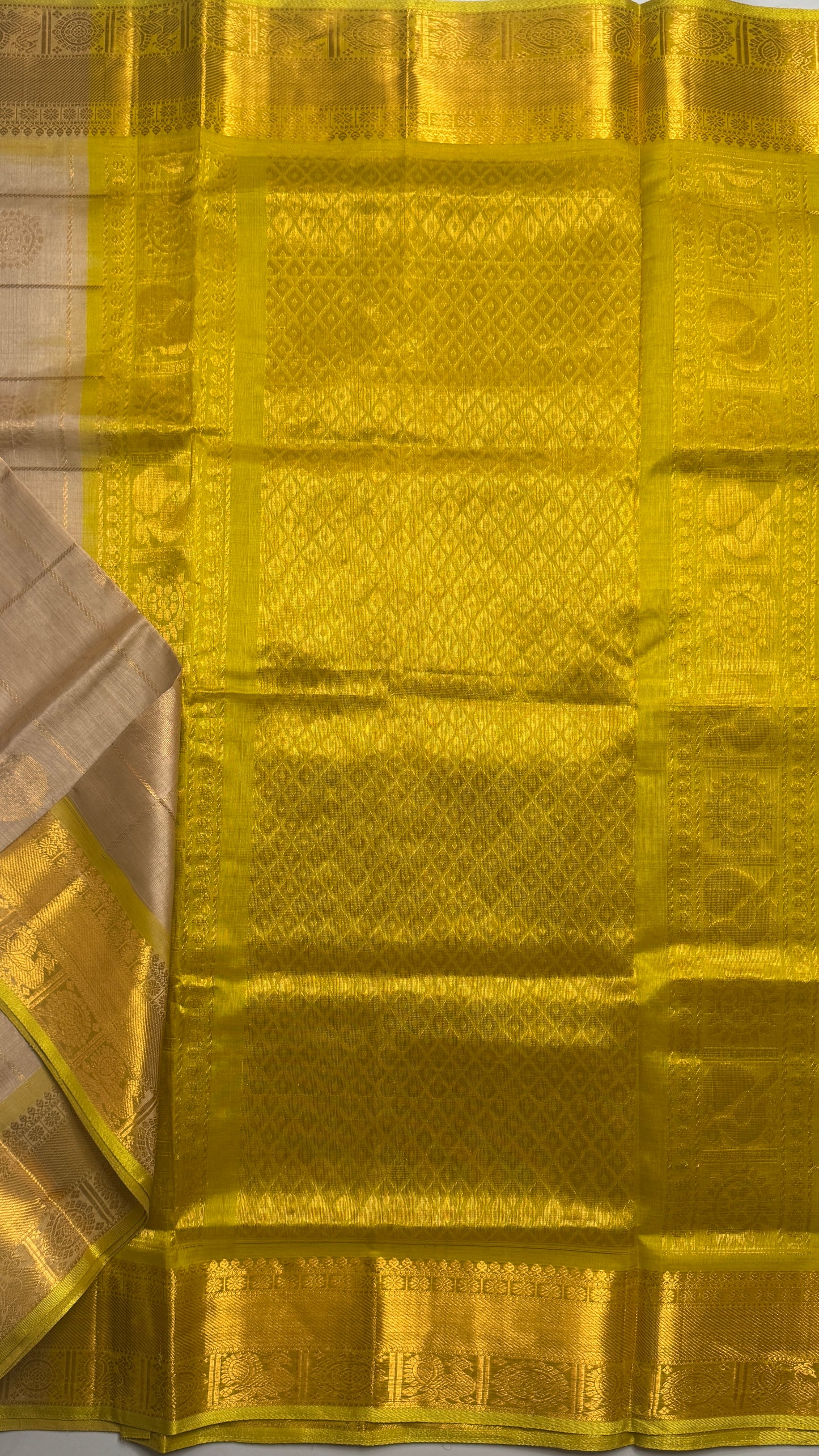 Mayil & Chakram Butta Pure Silk Cotton Saree