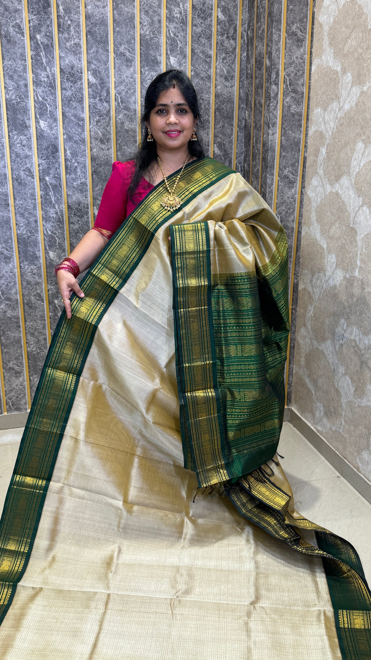 Vairoosi Pure Silk Cotton Saree with Korvai Border