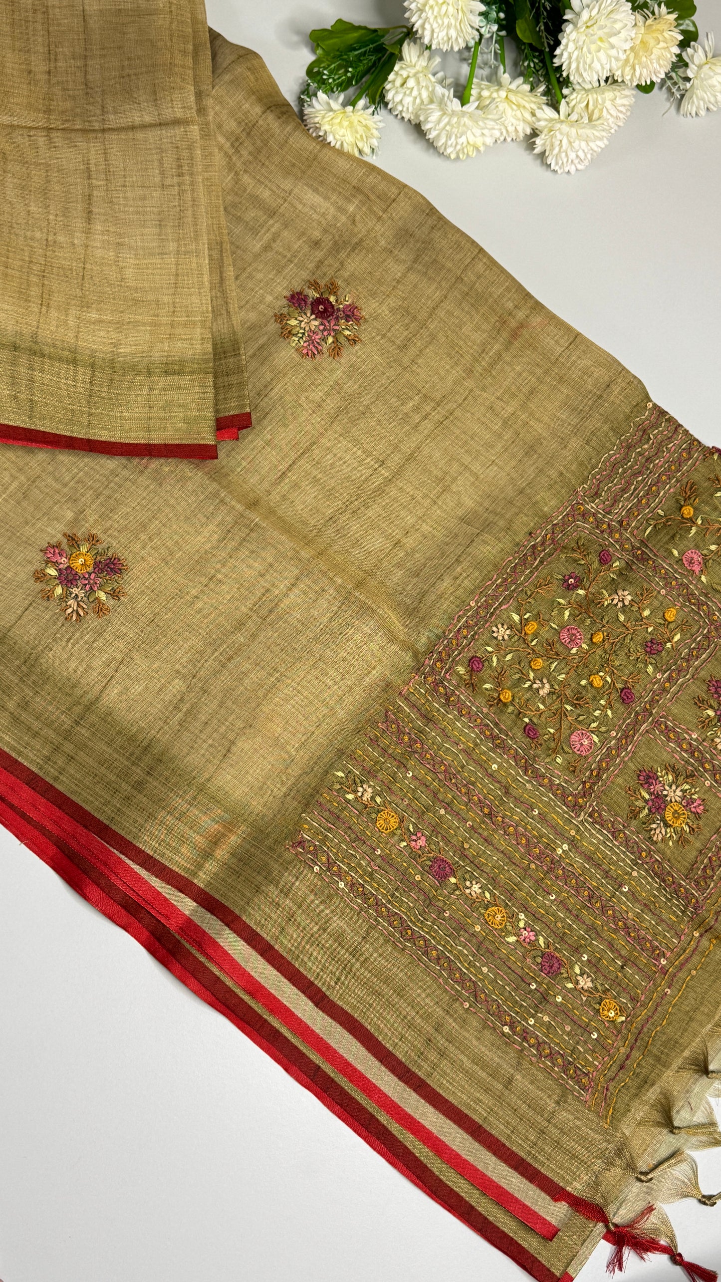 Tissue Linen Saree With Embroidery