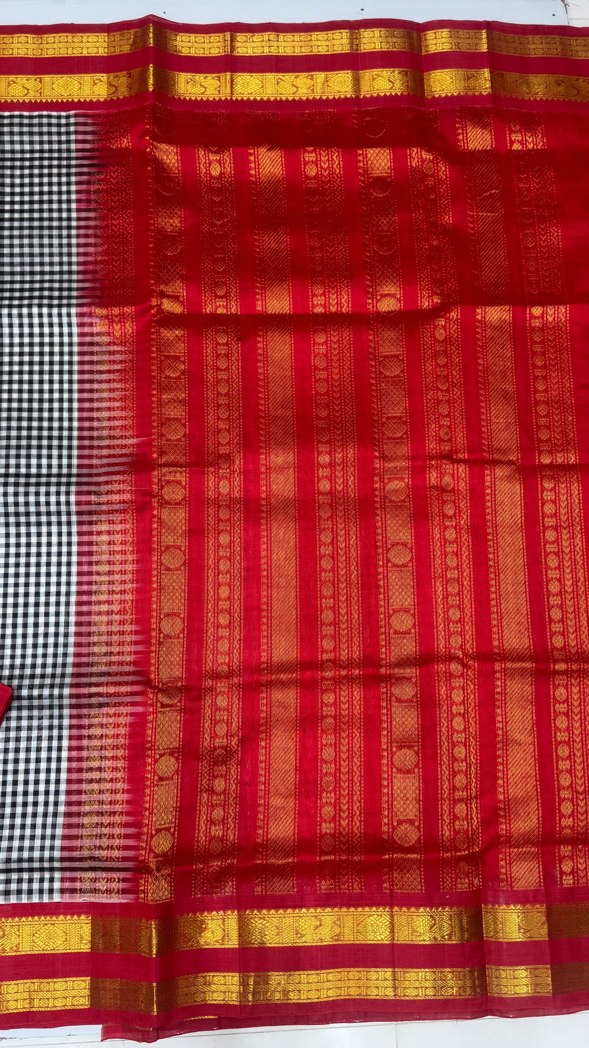 Checks Pure Silk Cotton with Korvai Border