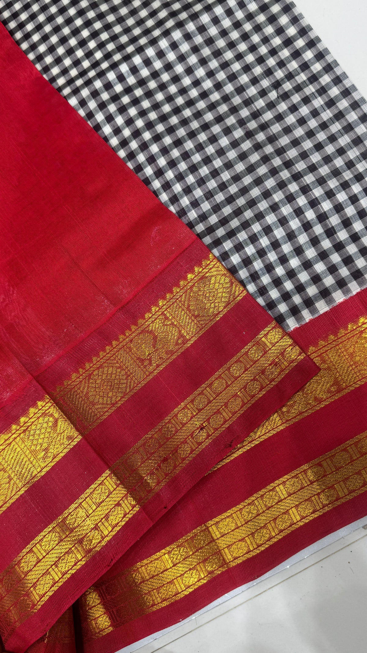 Checks Pure Silk Cotton with Korvai Border