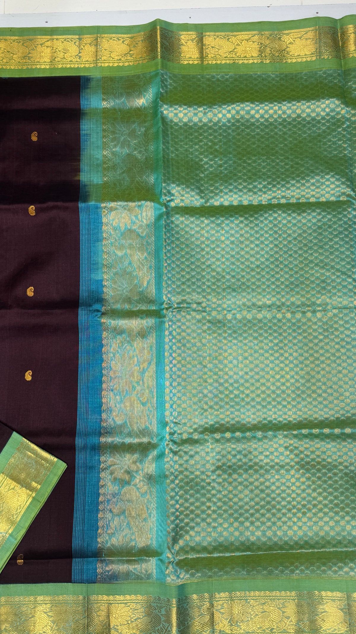 Butta Pure Silk Cotton Saree with Korvai Border