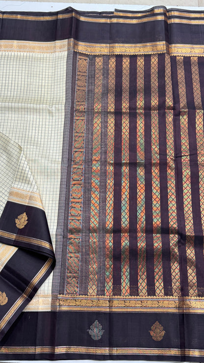 Pure Silk Cotton Saree with Thread Checks