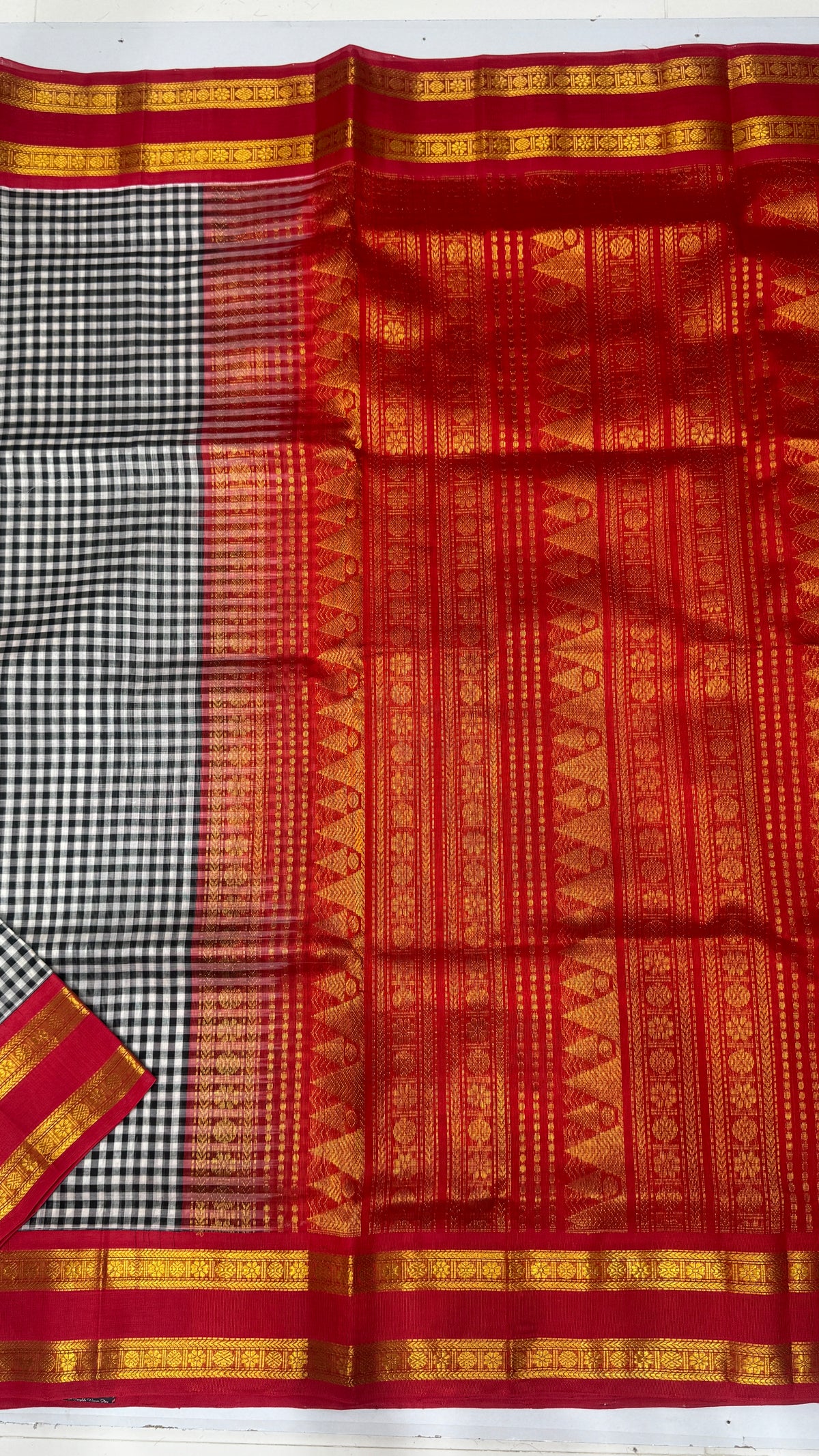 Checks Pure Silk Cotton with Korvai Border