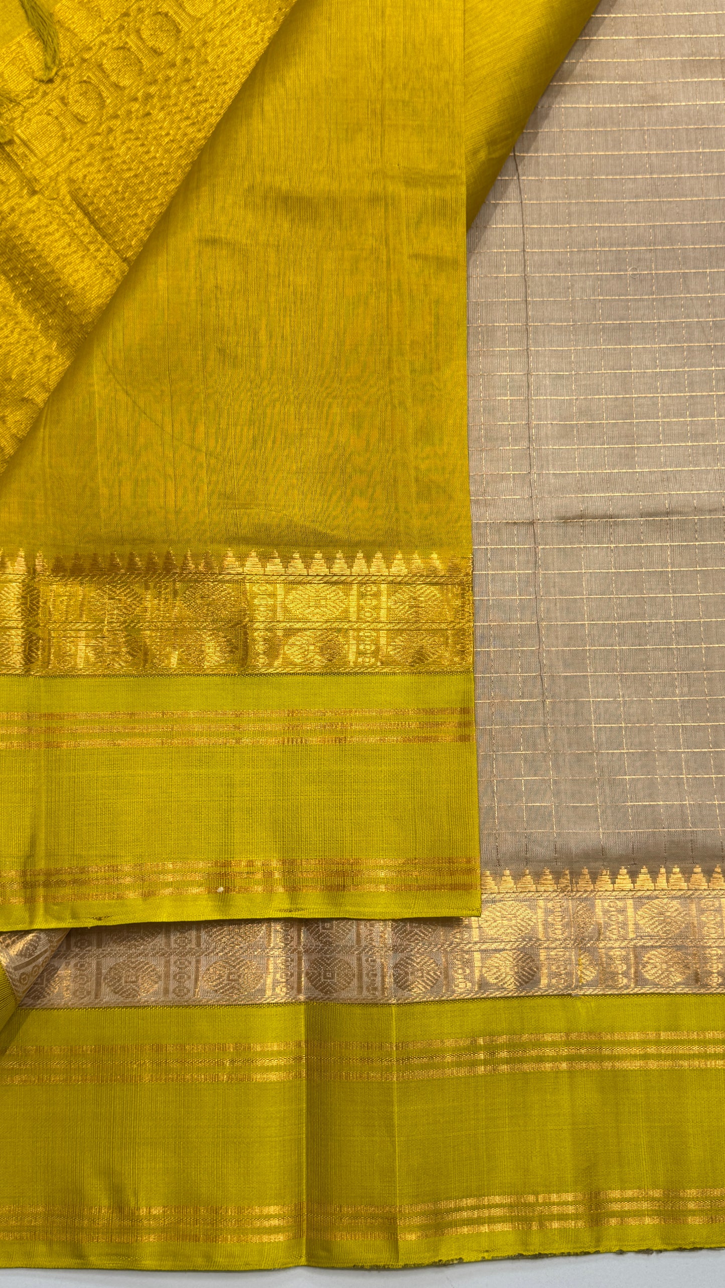 Checks Pure Silk Cotton with Korvai Border