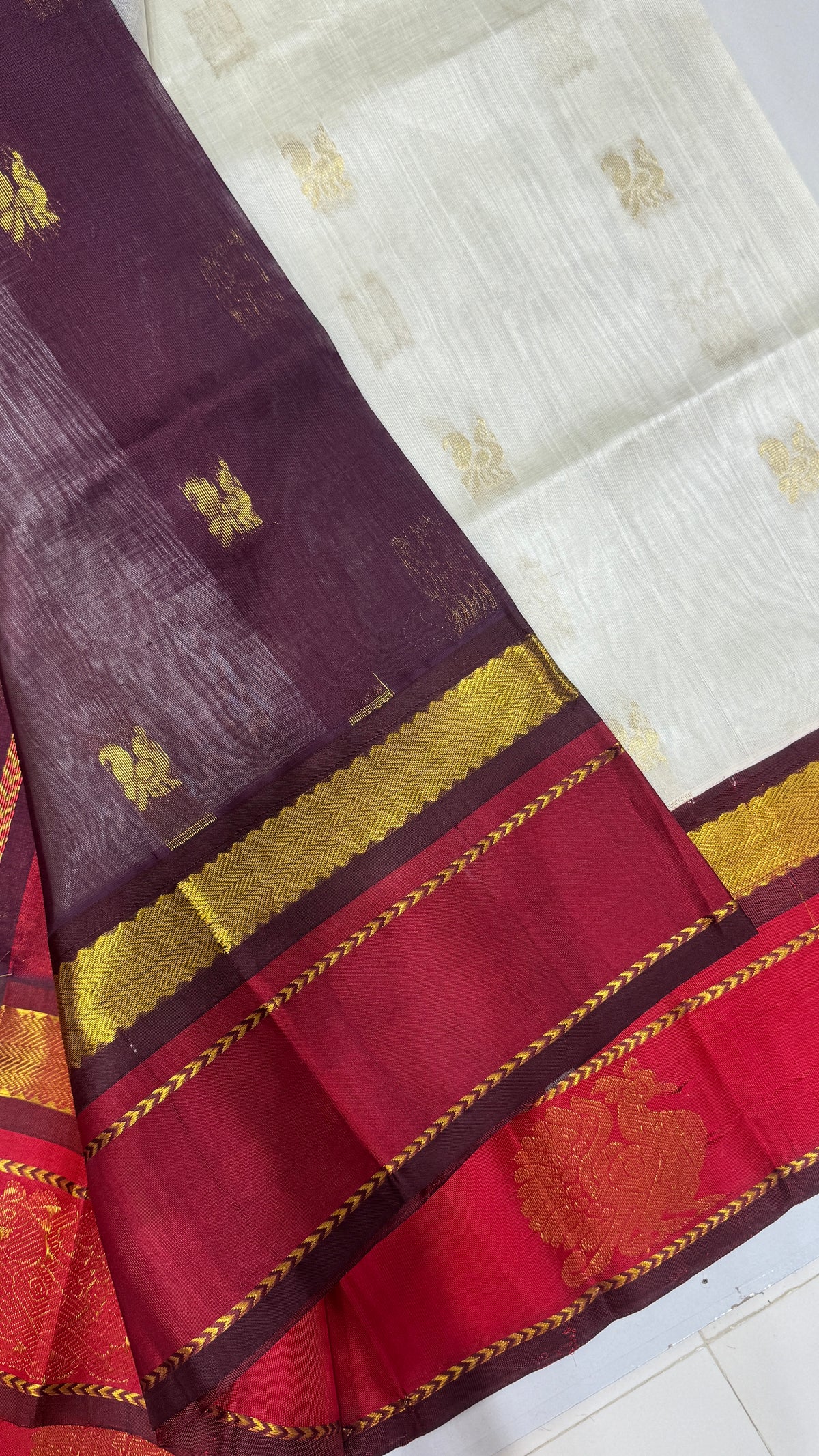 Butta Pure Silk Cotton Saree with Korvai Border